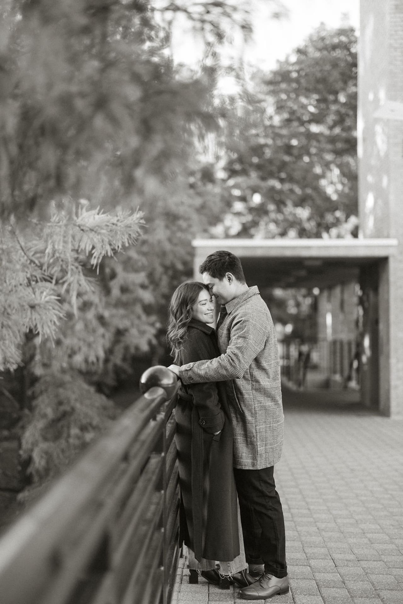 Romantic Engagement Photo Ideas: How to Make Your Session Feel Like a Date