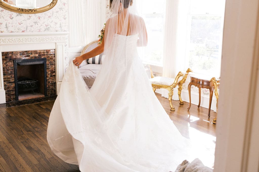 November Bridal Portraits at Woodbine Mansion