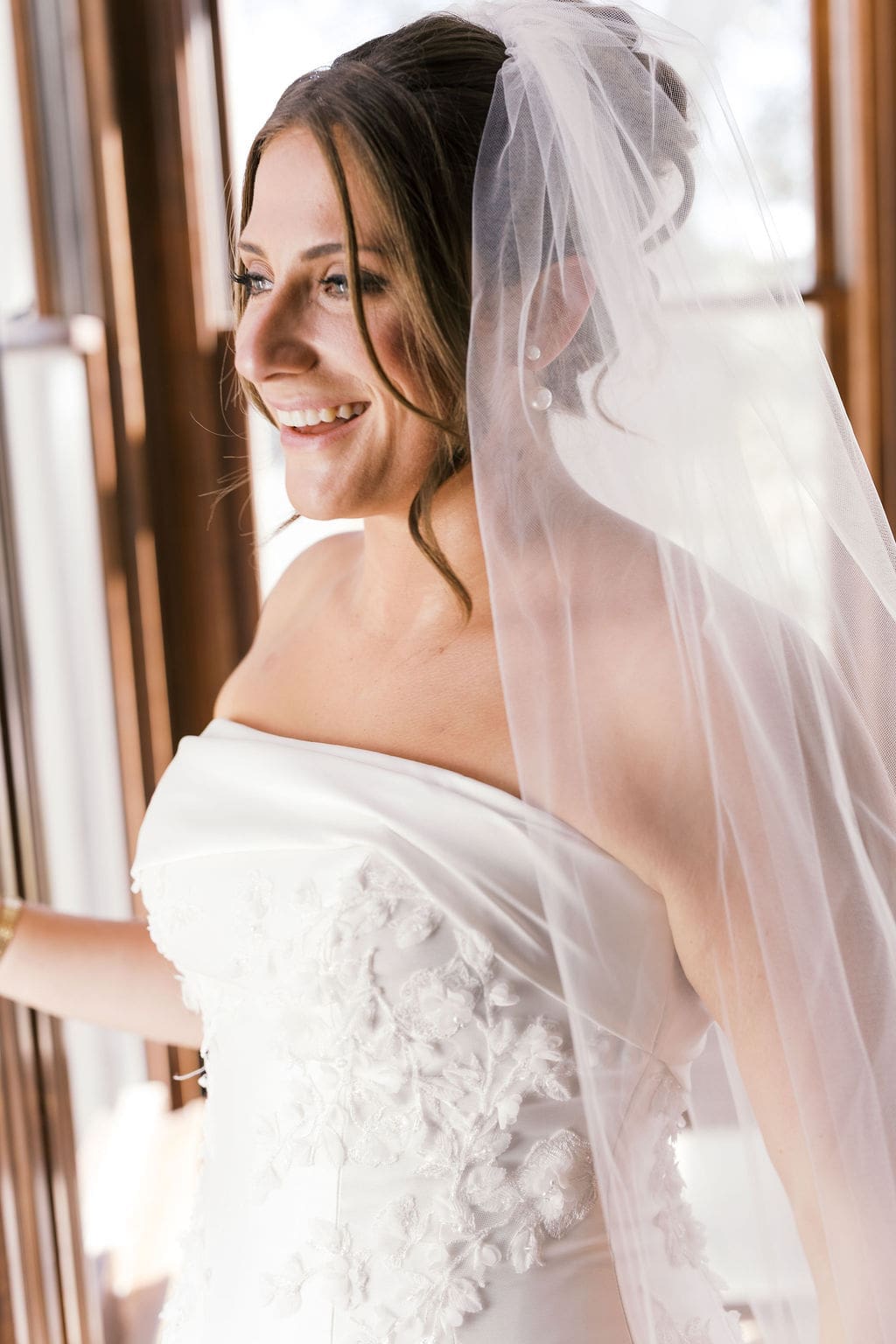 November Bridal Portraits at Woodbine Mansion