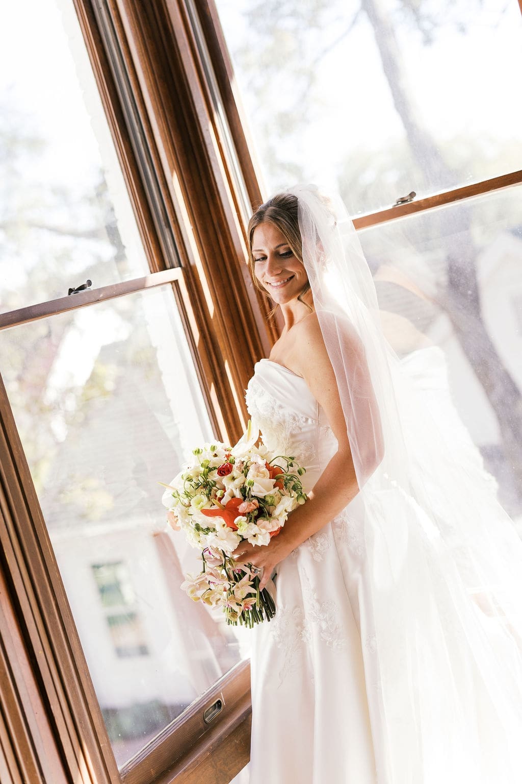 November Bridal Portraits at Woodbine Mansion