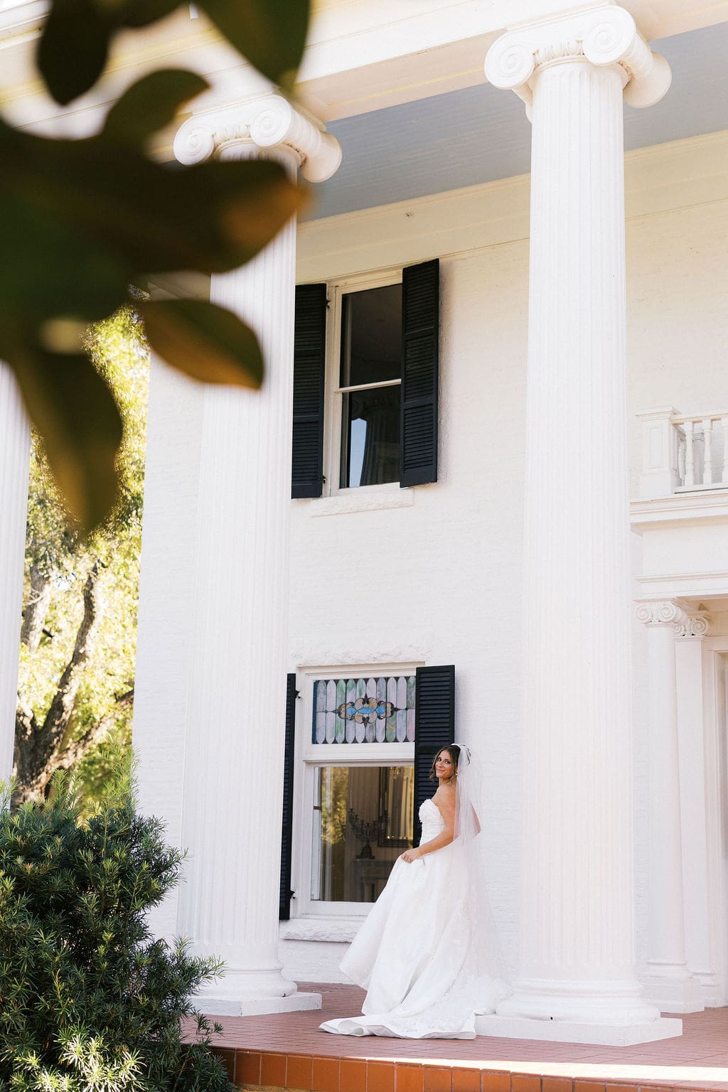 November Bridal Portraits at Woodbine Mansion